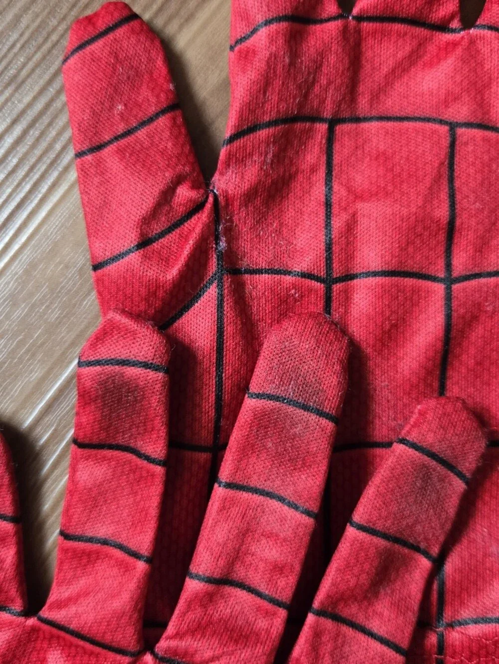 Kids size 5-6 Spiderman Muscle Superhero Costume with Mask & Gloves GUC - Picture 16 of 17